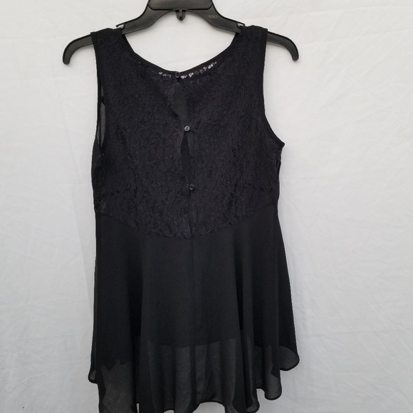 Top - Picture 2 of 6